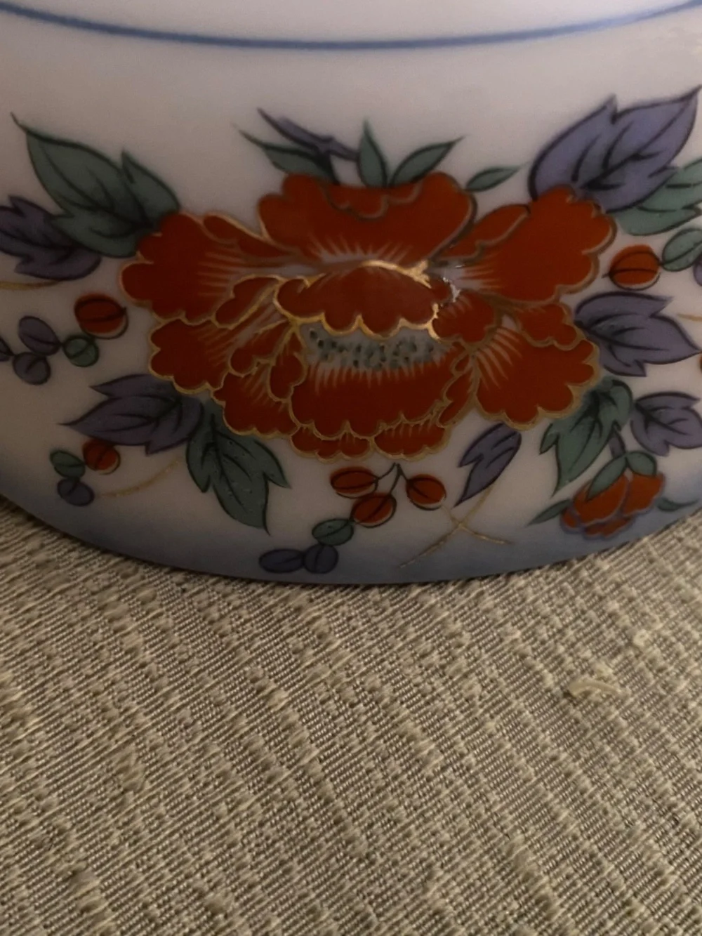 Japanese porcelain bowl beautiful floral with scalloped rim.